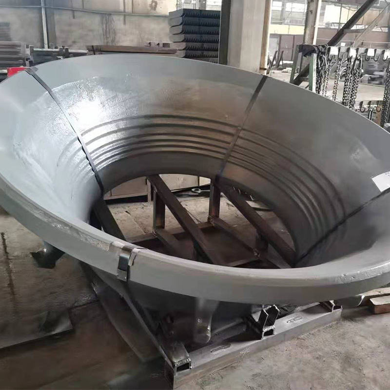Symons 7ft \/ Uralmash КСД 2200Bowl ​​Liner and Mantle Mn18Cr2 إلى روسيا